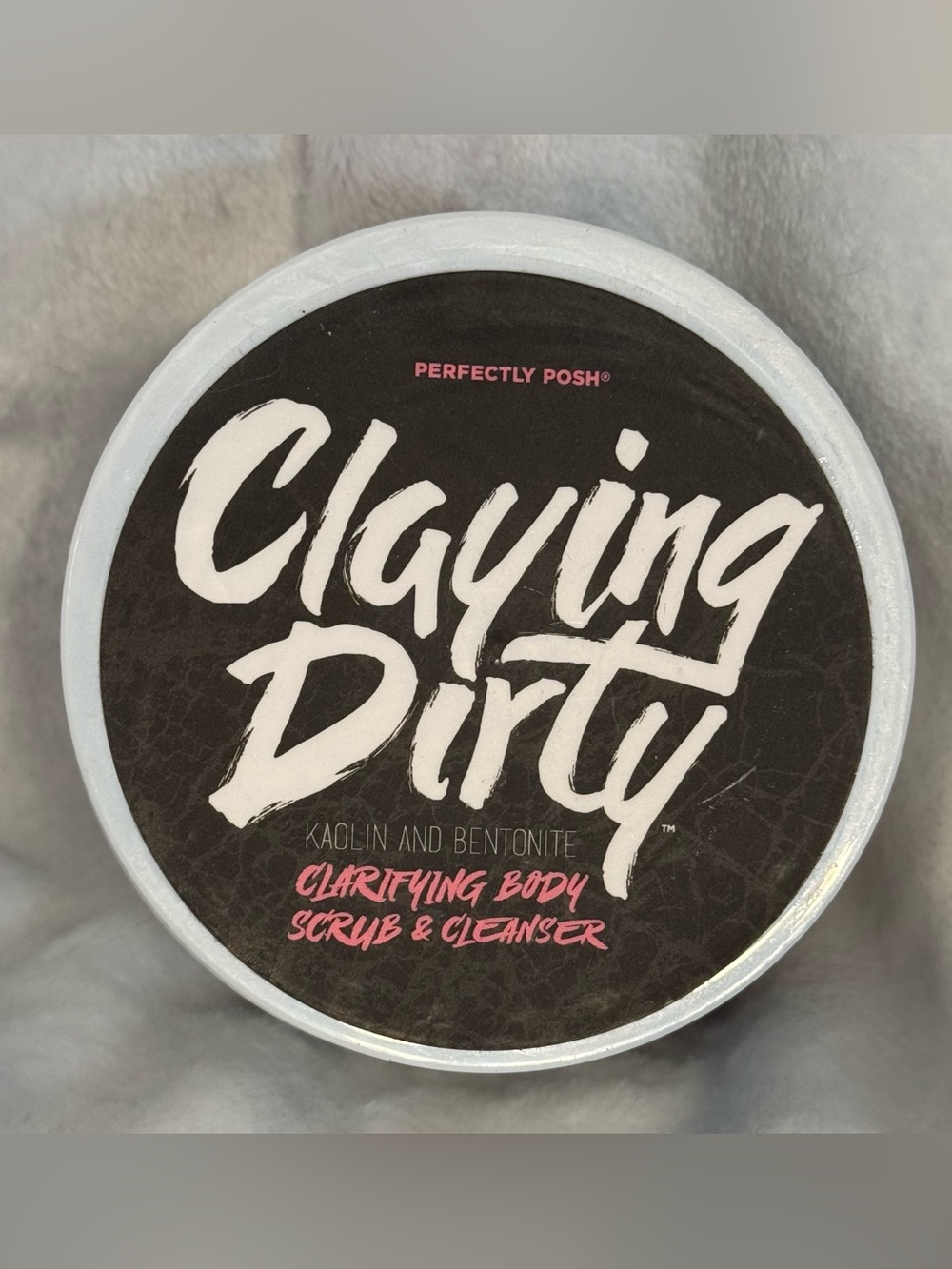 Perfectly Posh Claying Dirty Clarifying Body Scrub and Cleanser. NWT